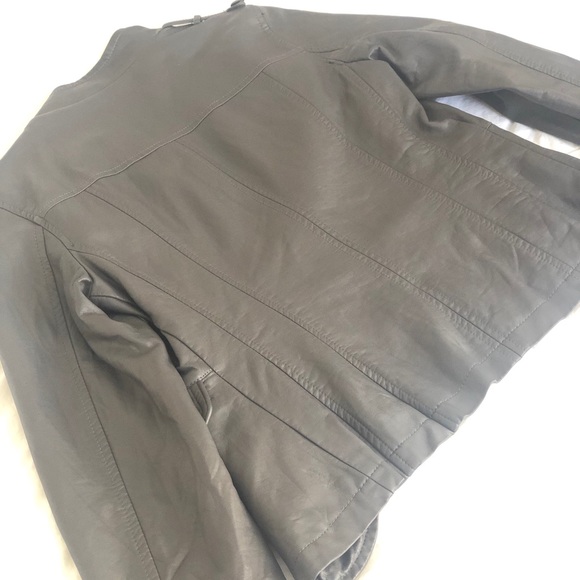 synthetic leather jacket - UK2LA - Size XS/S ✨ - Picture 2 of 3